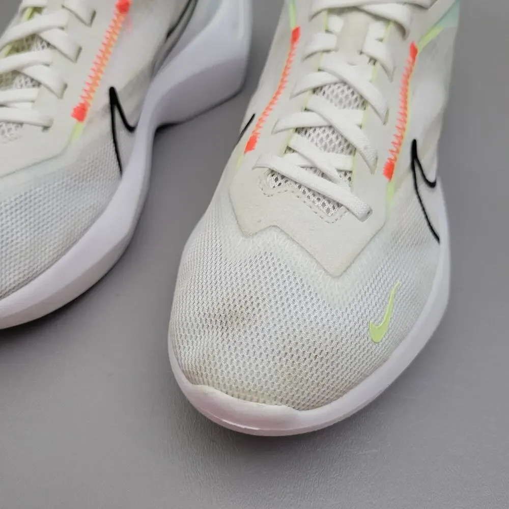 Nike Vista Lite Womens Size 7 White Pink Athletic Running Walking Shoes Sneakers